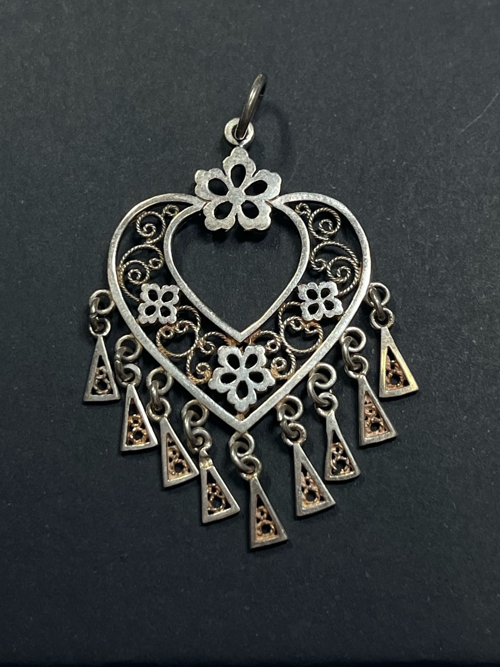 Sterling silver heart dangle pendant